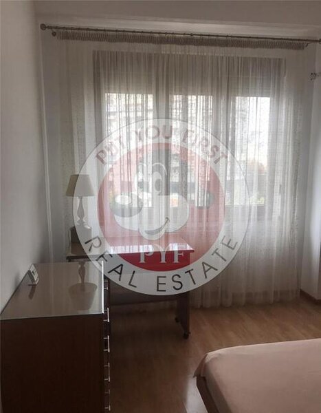 Piata Unirii, apartament 2 camere, 44 mp, semidecomandat, B8464.